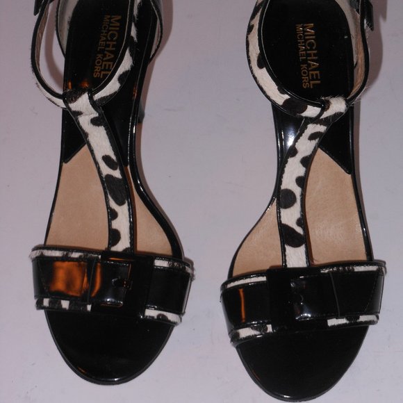 MICHAEL KORS BLACK AND WHITE SHOES SIZE 9.5 MEDIUM - Picture 6 of 8